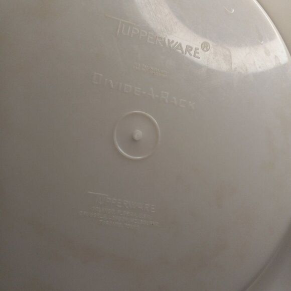 Tupperware Divide-A-Rack - Picture 6 of 11